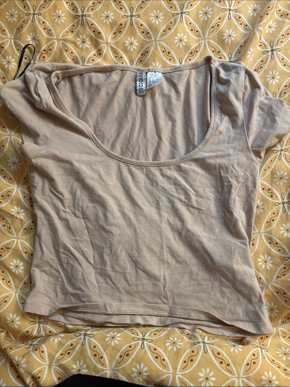 H&M Beige Scoop Neck Crop Top